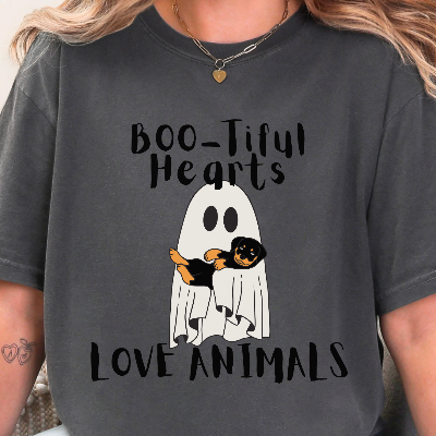 Boo-tiful Hearts Love Animals Ghost T-shirt