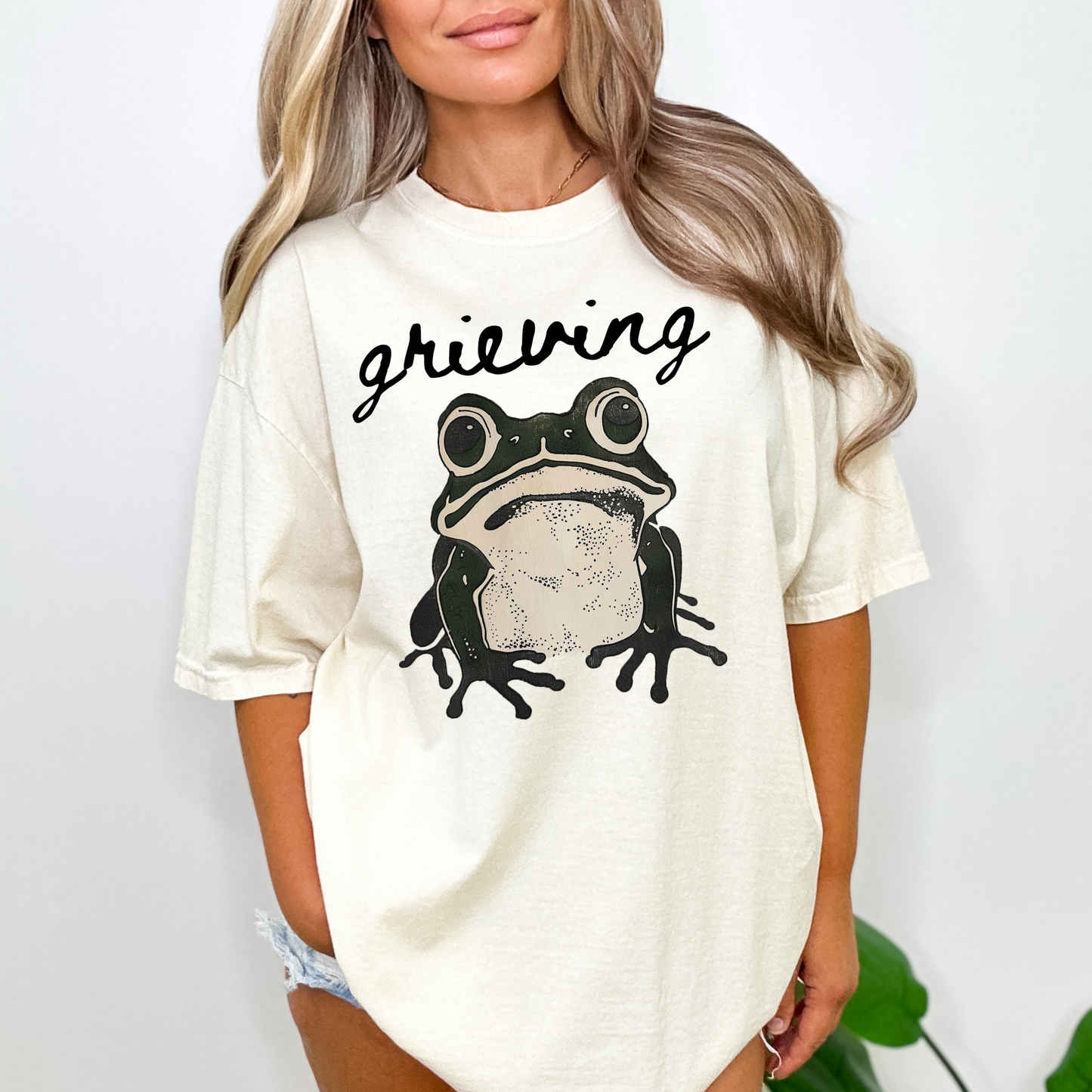 Grieving Frog Sympathy Gift T-Shirt